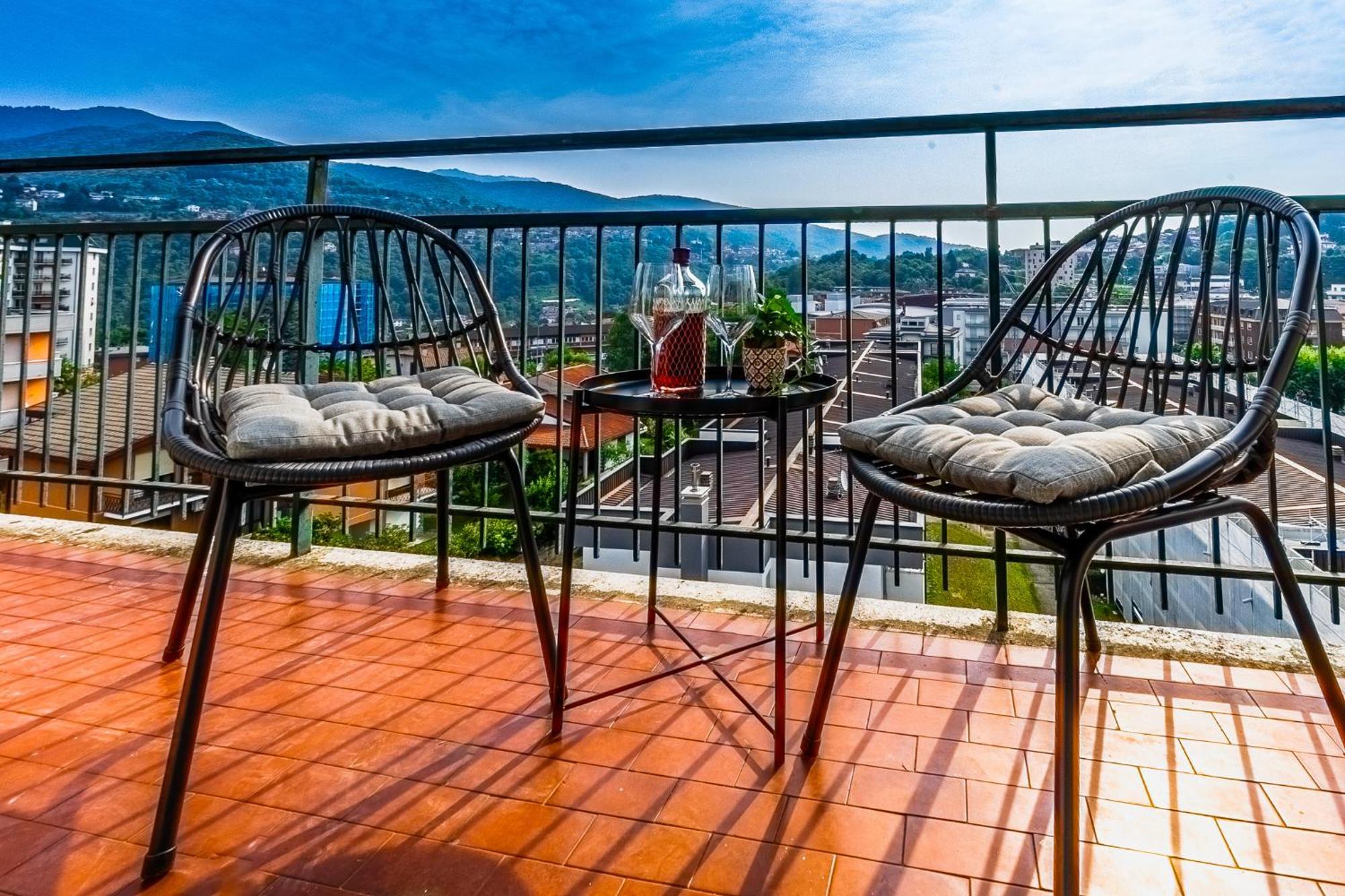 Como Bike & Family Apartment Экстерьер фото